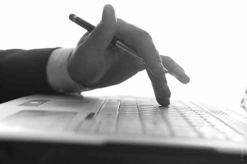 hand w pen